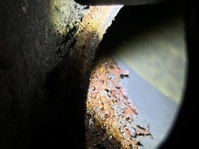 Hohlraumversiegelung - Vorher mit Rost